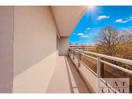 vente appartement 5 pièces 101 m² à bordeaux (33000)  355 000 €