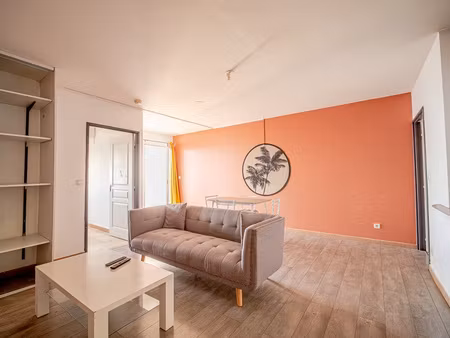 à louer appartement t2 45m2 bas de la possession | vue mer