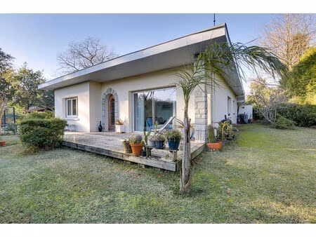 maison t4 + studio indépendant à tosse