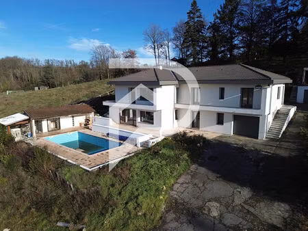 villa dagneux 260 m2 - vue exceptionnelle -