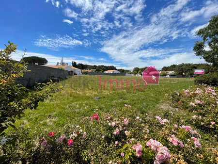 soullans - terrain à bâtir 1 758 m2 zone uca