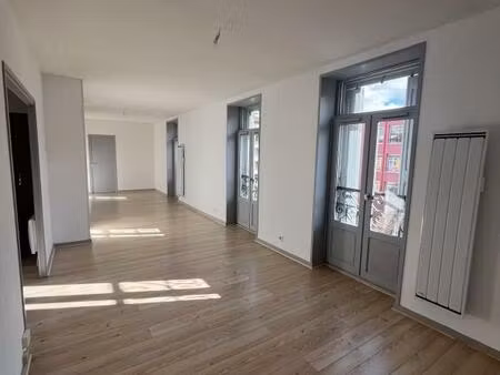 ref 10200 - 7 rue de la ronzade - f4 au 2ème étage