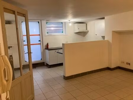 gezellige studio nabij station gent-sint-pieters