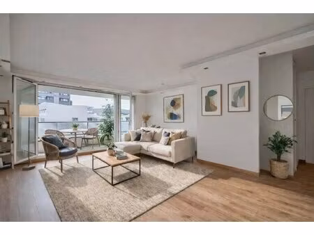 clichy 3 pieces balcons expose ouest sur jardin cave parking