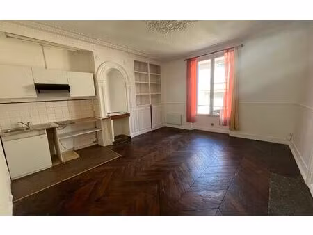 location appartement  m² t-2 à faremoutiers  522 €