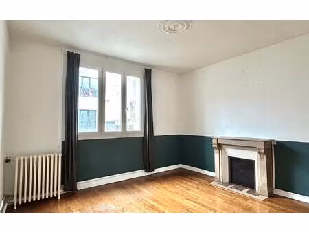 location appartement  m² t-3 à périgueux  650 €