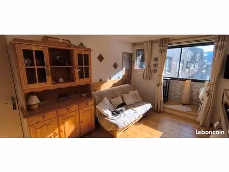 2 pièces centre la foux d'allos