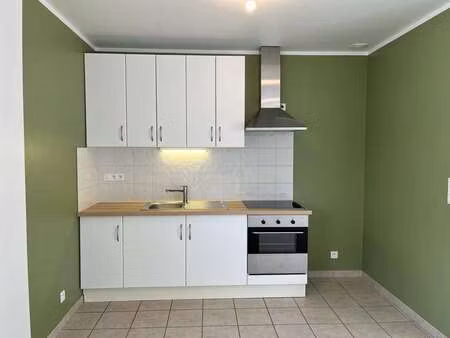 location appartement 2 pièces à challans (85300) : à louer 2 pièces / 48m² challans