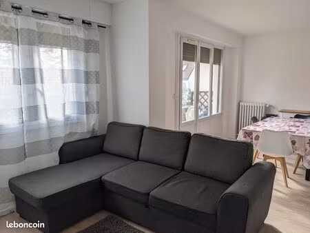 appartement meublé de 53m² lumineux avec balcon  à deux pas de la nature et des transports