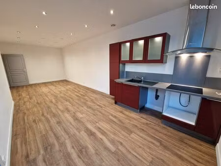 appartement t3 climatisé avec jardin