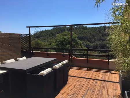 superbe appartement t2 moderne meublé avec 40m2 de terrasse à sophia antipolis