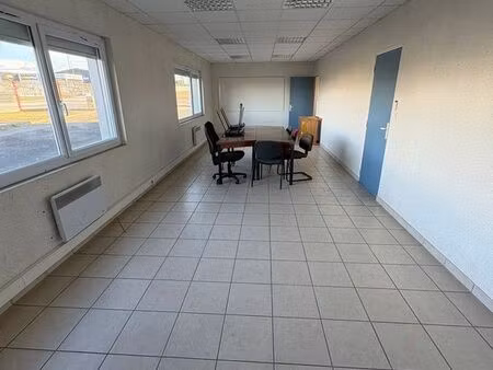 a louer - bureaux - za de la garenne - la guerche de bretagne - disponible immediatement
