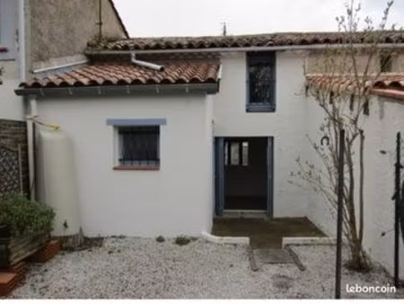 a louer charmante maison t2bis de 46m² avec jardin