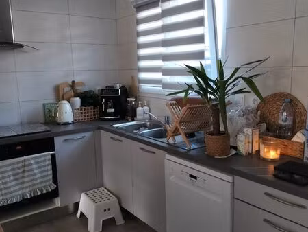 villa récente plein pied  3 chambres