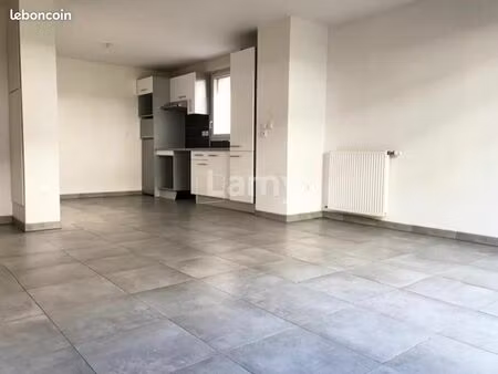 appartement 3 pièces 69 m²