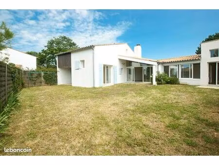 location à l'année en vide le bois plage