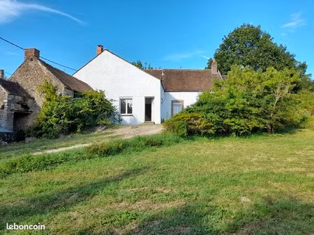 dollot - 5kms st valerien - 20 mns gare sens (89100) ou gare montereau (77710)