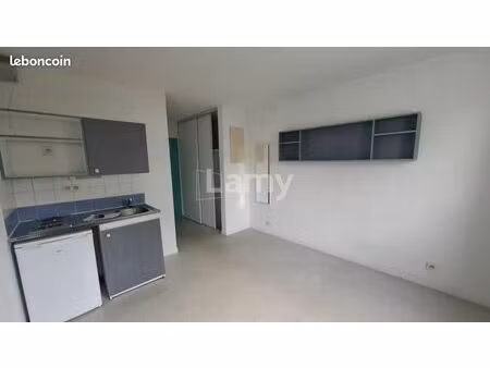 studio 1 pièce 18 m²