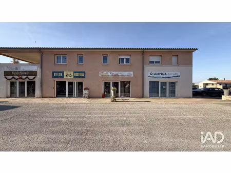 location commerce 100 m² à robion (84440)