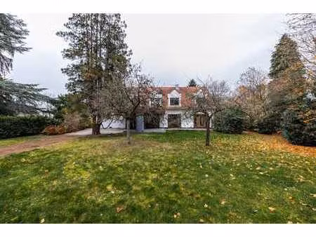 prince d’orange villa 6 ch.terrasses  jardin  garage  studio