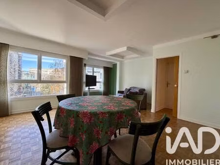 iad france marie amélie samson