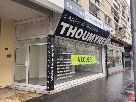 local commercial à louer