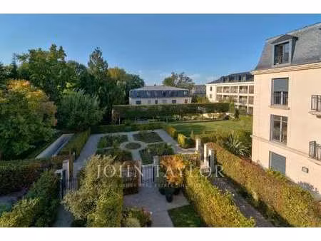 maison de luxe à vendre à versailles : 1 750 000 € | 217m²