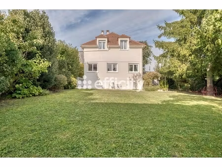 maison 7 pièces - 155 m²