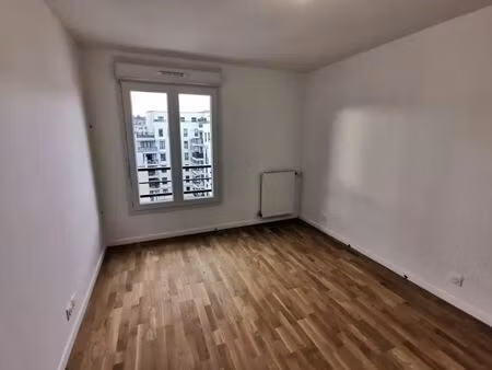 location appartement 2 pièces 45 m² à suresnes (92150)