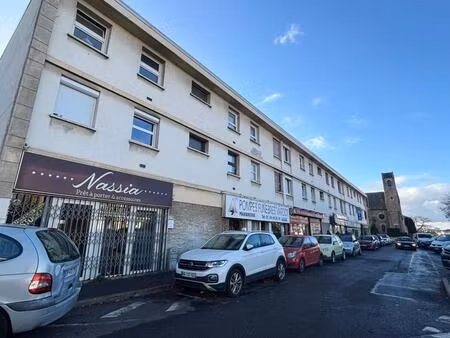 vente commerce 81 m² franconville (95130)