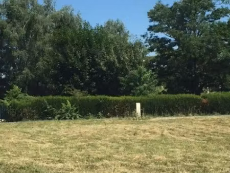 vente terrain 589 m² à bignoux (86800)  56 000 €