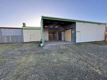 vente bureaux et commerces à saint-julien-de-concelles (44450) : à vendre / 600m² saint-ju