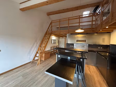 appartement t2bis meublé en duplex à louer au dernier étage avec charges incluses