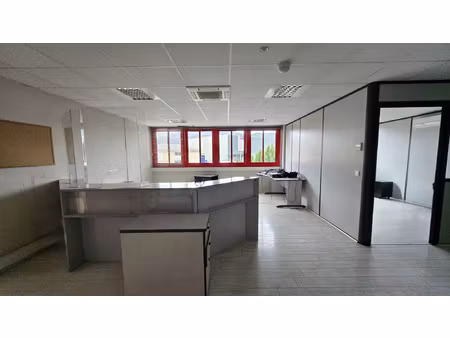 bâtiment d'activité - 580m2 - la farlède