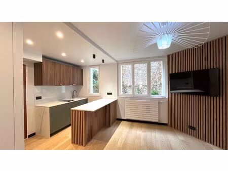location appartement 1 pièce  21.00m²  paris 16