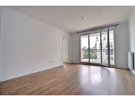 appartement 2 pieces 46m² + box + cave
