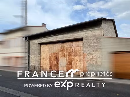 entrepôt de 300 m² - centre de carbonne