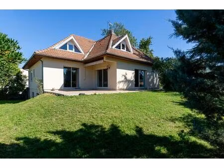 maison 5 chambres  jardin  grand sous sol