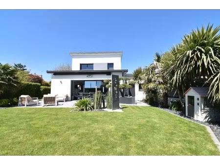 concarneau (29) : maison contemporaine -2018- 3 chambres- terrain clos