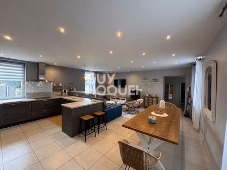 maison à vendre - 6 pièces  4 chambres au creusot