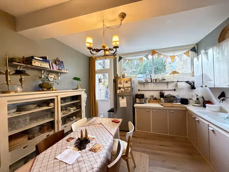 lectoure - maison de ville avec jardin et studio