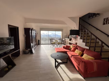 maison de village t5 à 20 mn de calvi