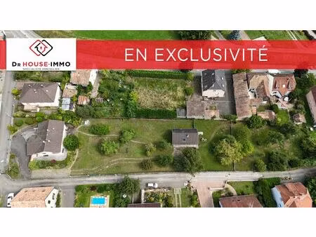 beau terrain de construction au calme