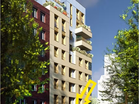 tres beau local - bel emplacement.