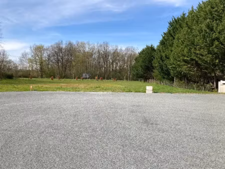 vente terrain 1113 m² à saintes (17100)  83 000 €