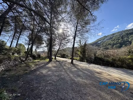 vente terrain 10240 m² à le beausset (83330)  116 000 €