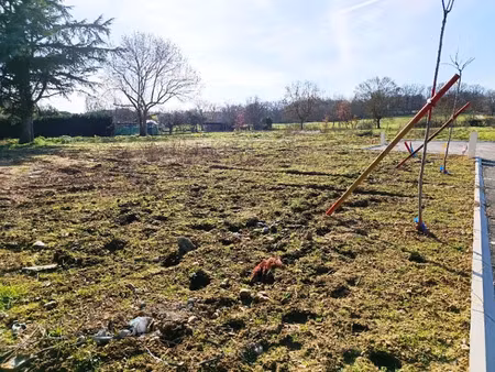 vente terrain 700 m² à muret (31600)  129 900 €