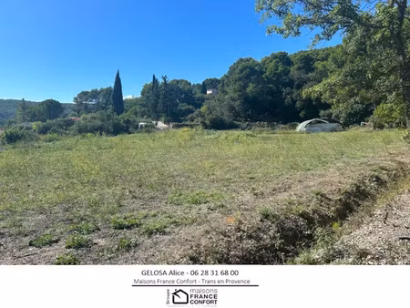 vente terrain 1070 m² à draguignan (83300)  159 000 €