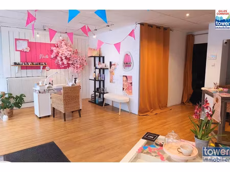 vente locaux professionnels 52.5 m² à rieupeyroux (12240)  19 000 €