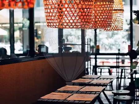 vente locaux professionnels 183 m² à saint-julien-de-concelles (44450)  262 000 €